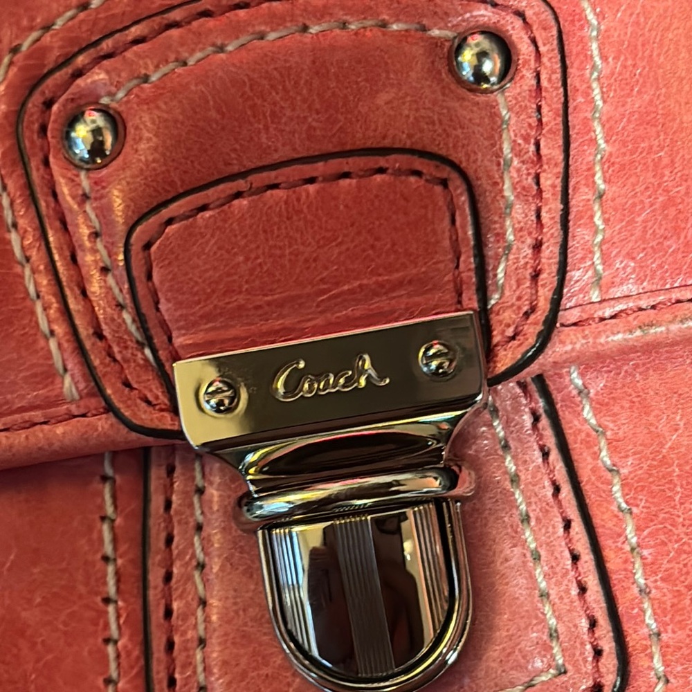 Pink Coach Mini Bag - Picture 4 of 7